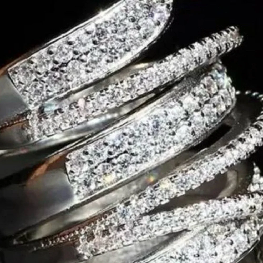 925 Silver and Crystal Spiral Ring ss 8 - Picture 2 of 4